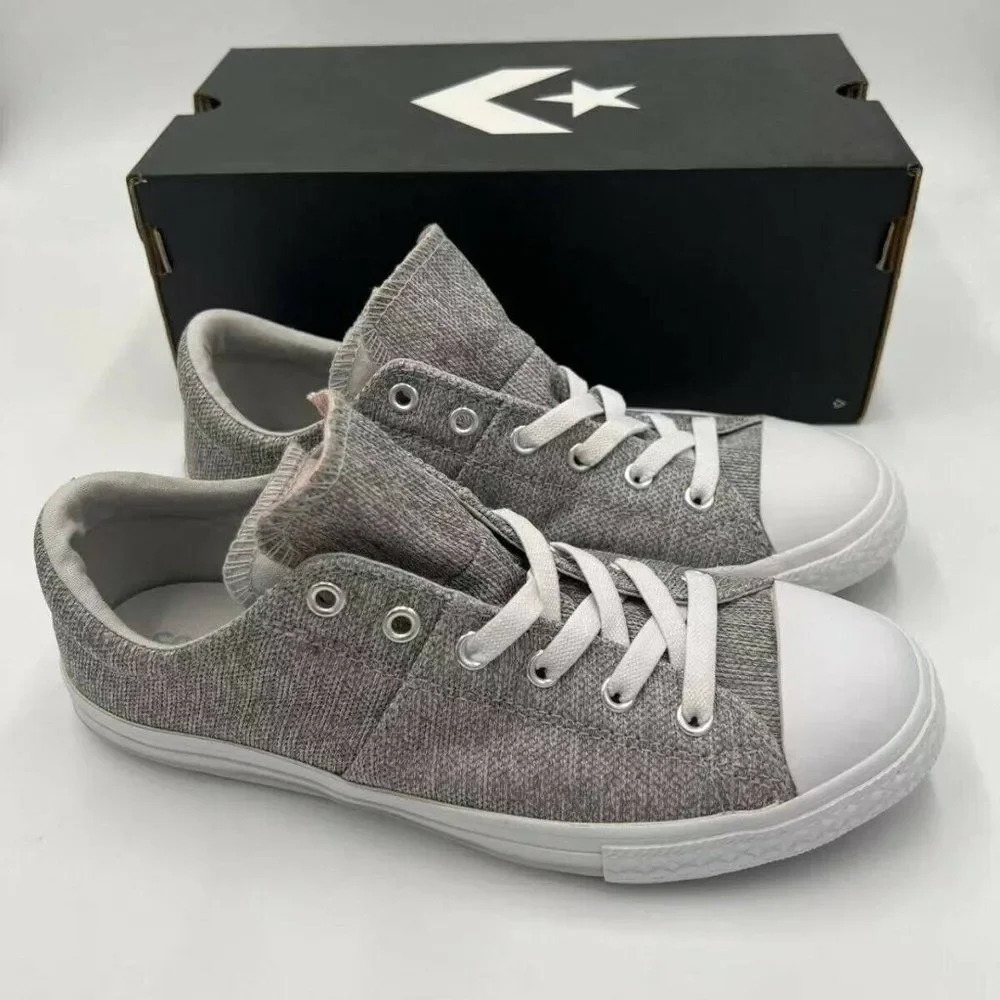 Converse CHUCK TAYLOR All Star Ox Low Top Boys Canvas Shoes Sneakers Size 4